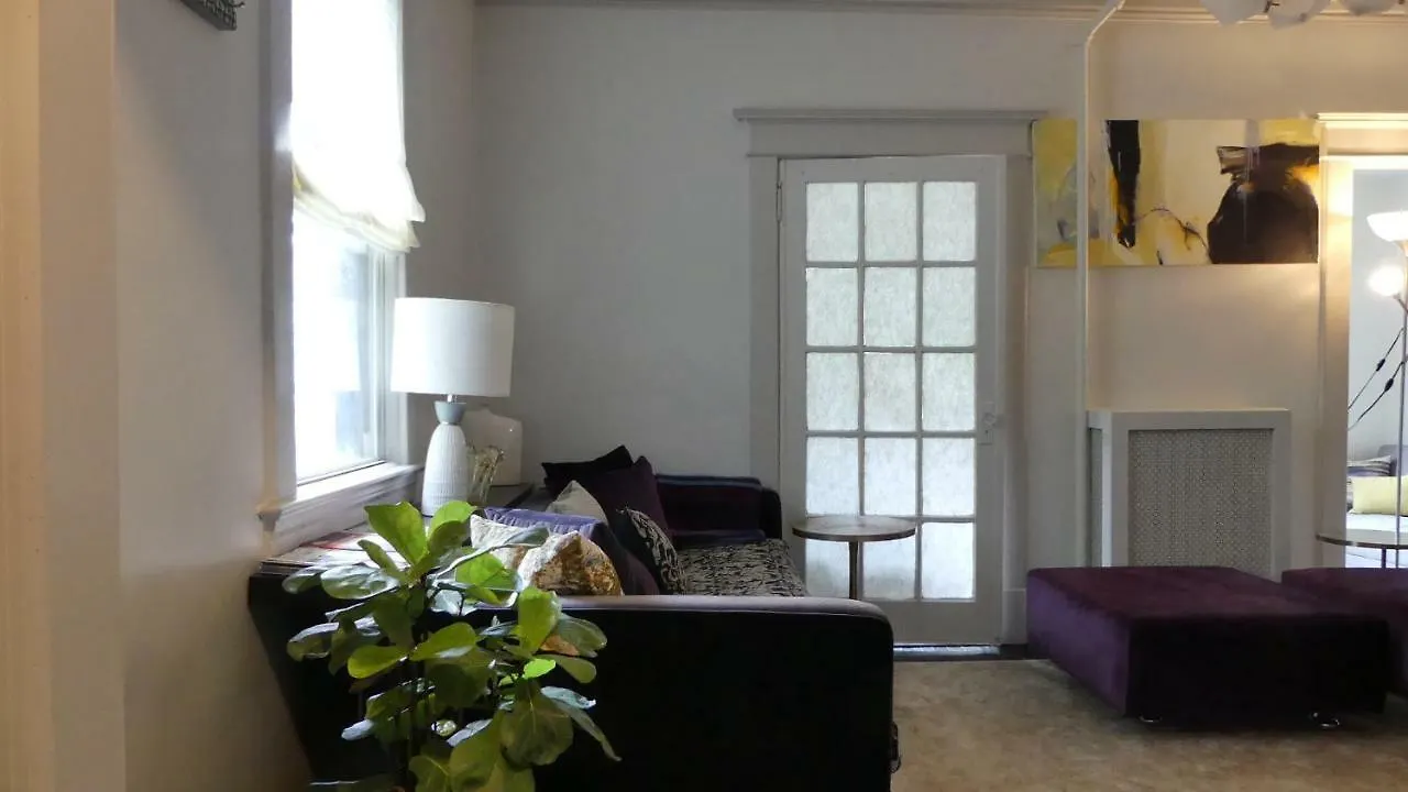 Сasa de vacaciones Warm And Cozy Home With A Modern Flair Nueva York Estados Unidos